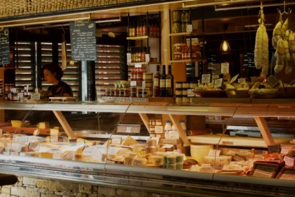 Bayonne Food Tour : Basque gastronomy & Artisan Tastings - Exploregion