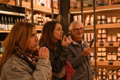 Biarritz Food Tour : Authentic Artisan Tastings - Exploregion