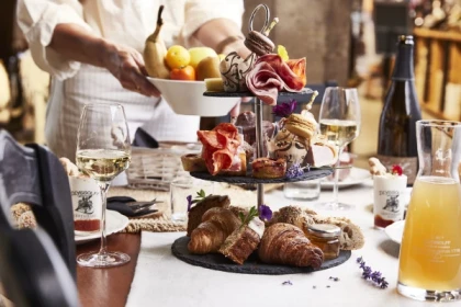 Elsässischer Brunch mit oder ohne Immersive Kellerbesichtigung. - Exploregion