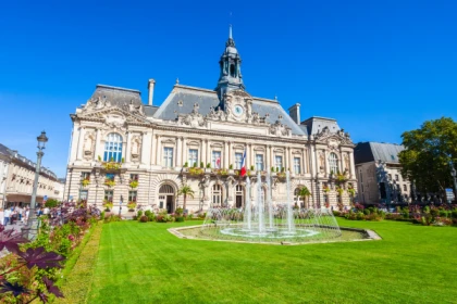 ESCAPE GAME IN THE CITY HEIST TOURS - Exploregion