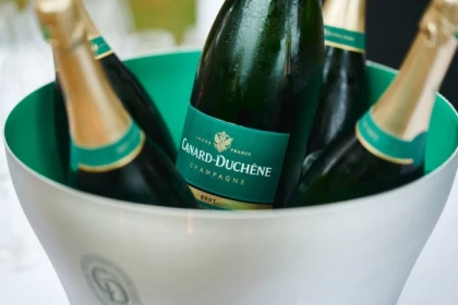 "Essentiel" Guided Tour & Tasting - Exploregion