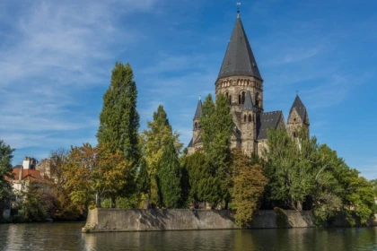 ENTDECKUNGSSCHNITZELJAGD DIE GEHEIMNISSE VON METZ - Exploregion