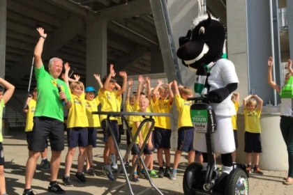 Mönchengladbach: Borussia-Tour + Stadionführung (210min) - Exploregion