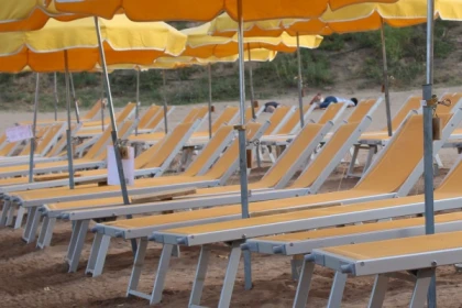 PRE CLAOU - Location de 2 transats à la journée - app.name