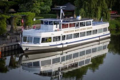 SPIRIT OF SCHENGEN  – Geführter Rundgang Schengen und Besuch historisches Schiff - Exploregion