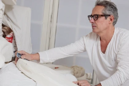 Explorez Votre Talent Artistique avec WeLocArt à Paris - app.name