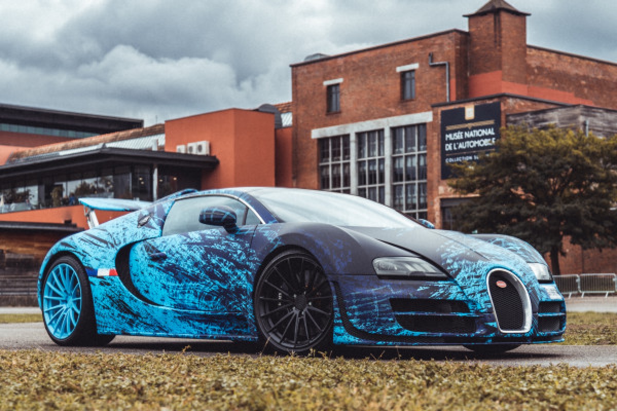 Bugatti Veyron Grand Sport Vitesse - 2013 - Exploregion