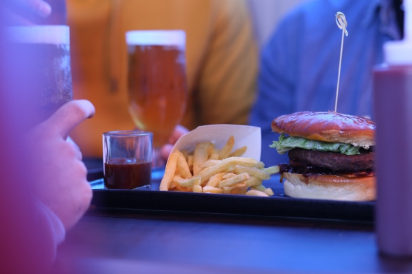 Erleben Sie Amerikanisches Essen in einem authentischen Schulbus - Exploregion