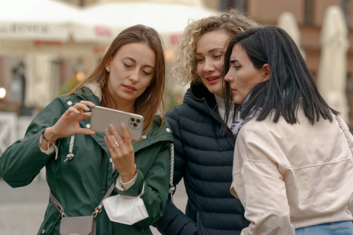 ESCAPE GAME IN THE CITY HEIST VERSAILLES - Exploregion ESCAPE GAME IN THE CITY HEIST VERSAILLES - Exploregion