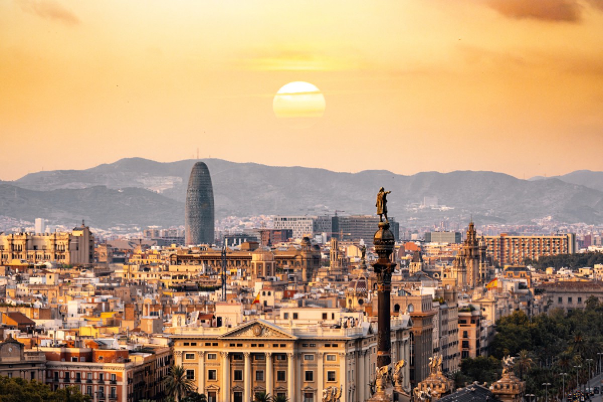 HEN PARTY CITY CHALLENGE BARCELONA - Exploregion