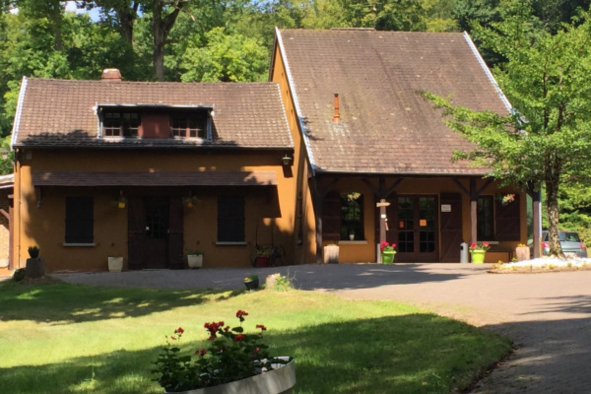 Guillon Distillery - Exploregion