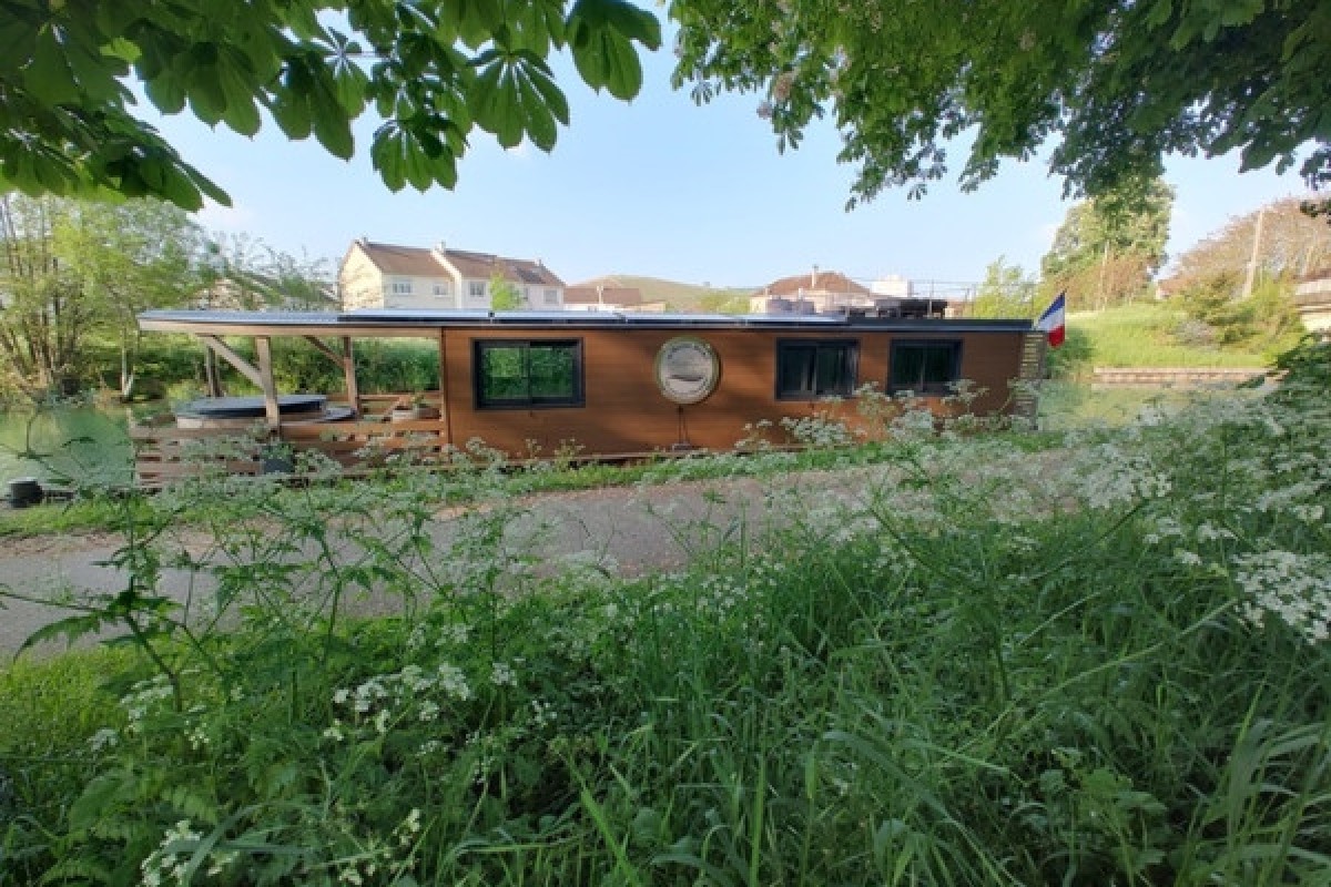 Interlude Cruise on a Solar House Boat in Champagne - Exploregion