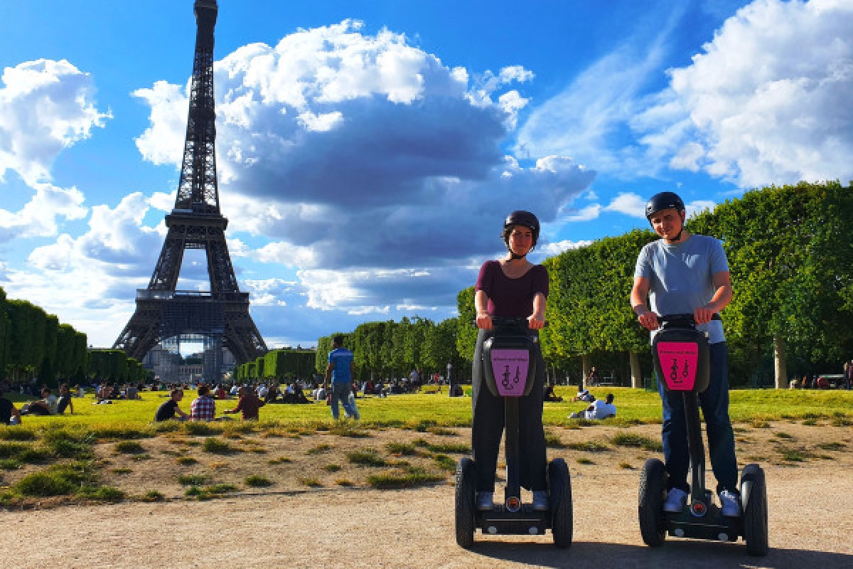 Segway Tour- Eiffelturm-Tour (ab 2 Pers.) - Exploregion