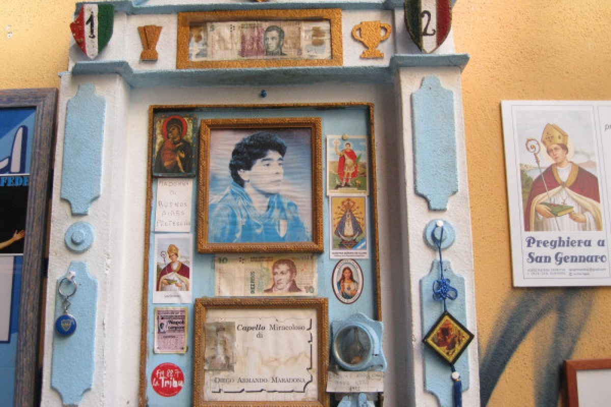 Maradona Tour - Private Tour - Exploregion