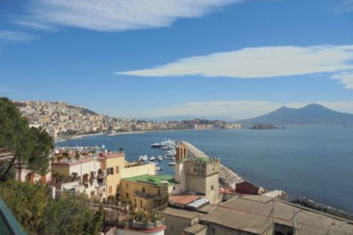 Naples city tour from Naples - Group Tour - Exploregion