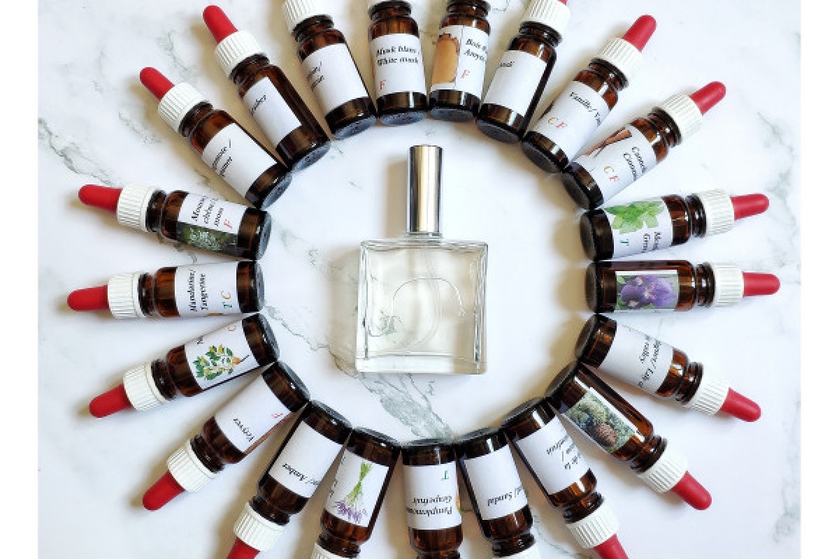 Perfumer for a day - Exploregion