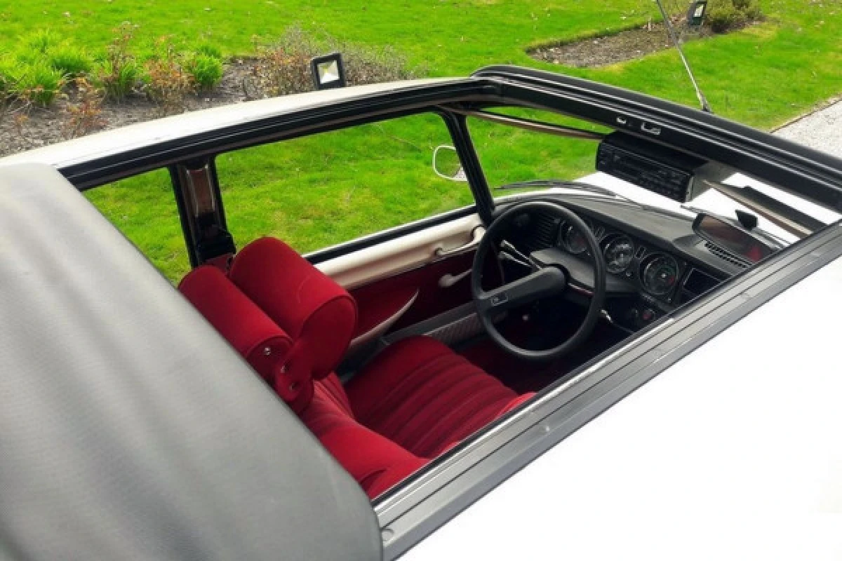 Paris City Tour Citroën DS - - Exploregion