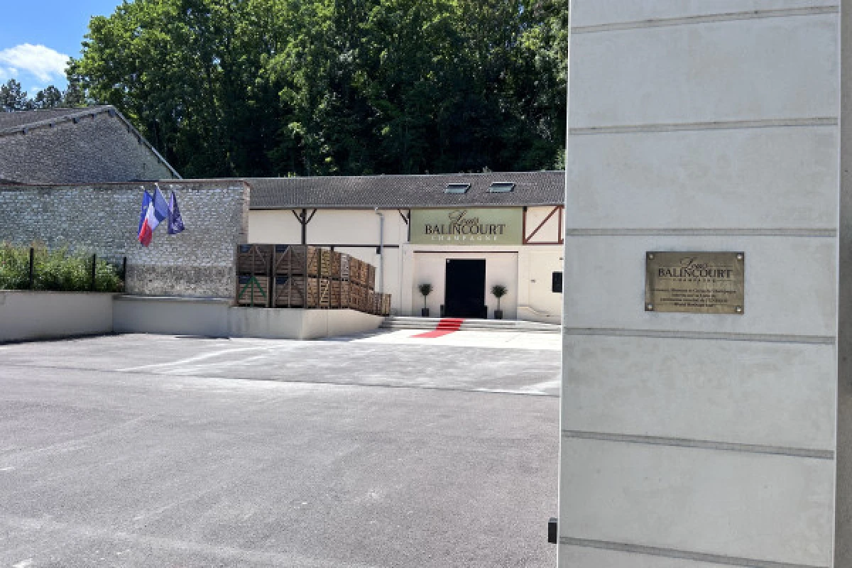 WORLD HERITAGE - Marquis de Balincourt Visit - Exploregion