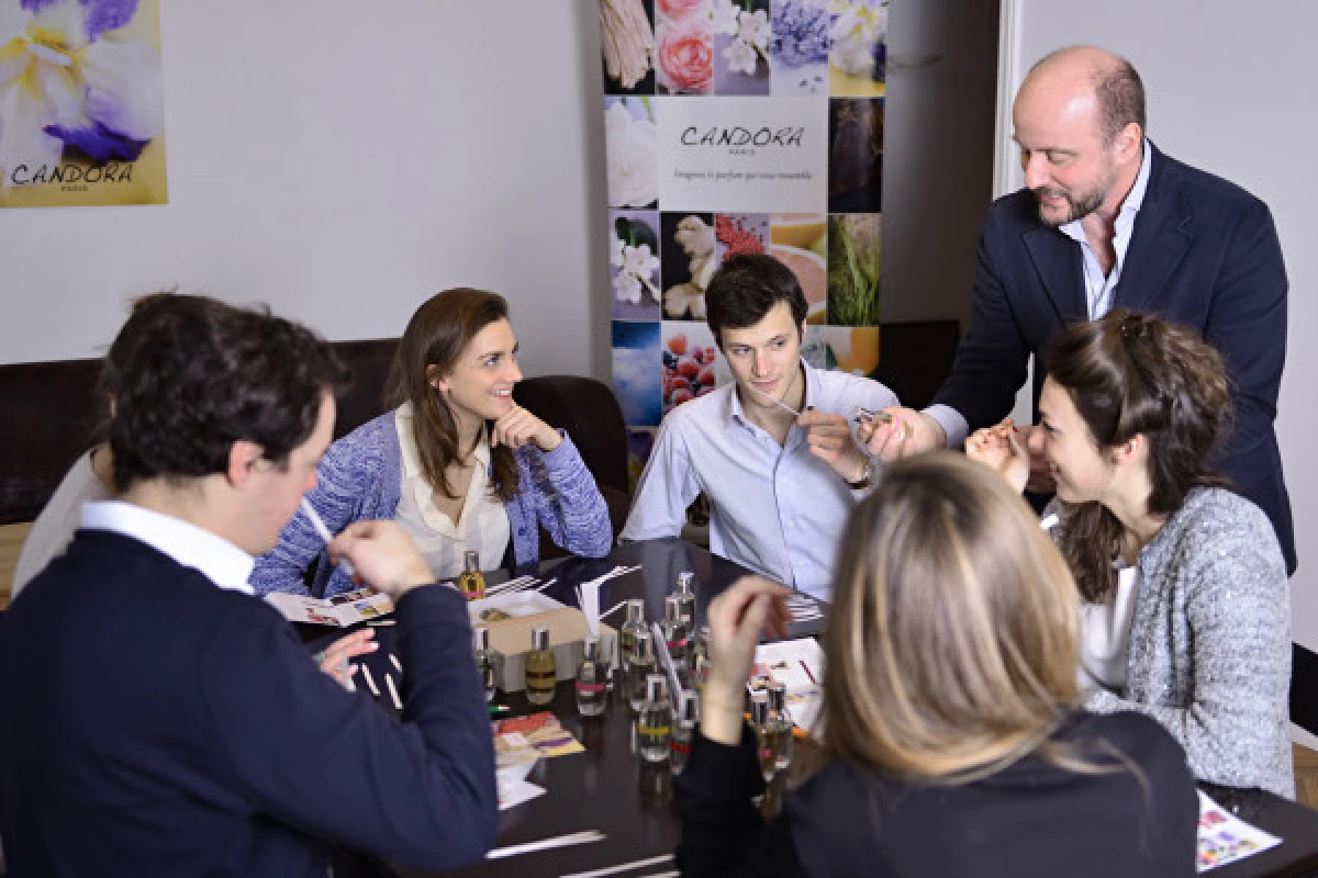Perfume creation workshop - Exploregion