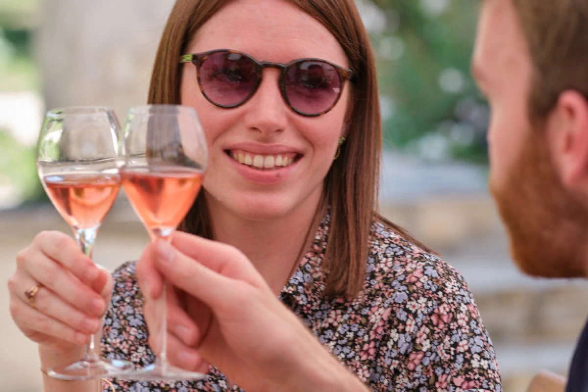Tasting of 3 Champagnes from our families - Exploregion