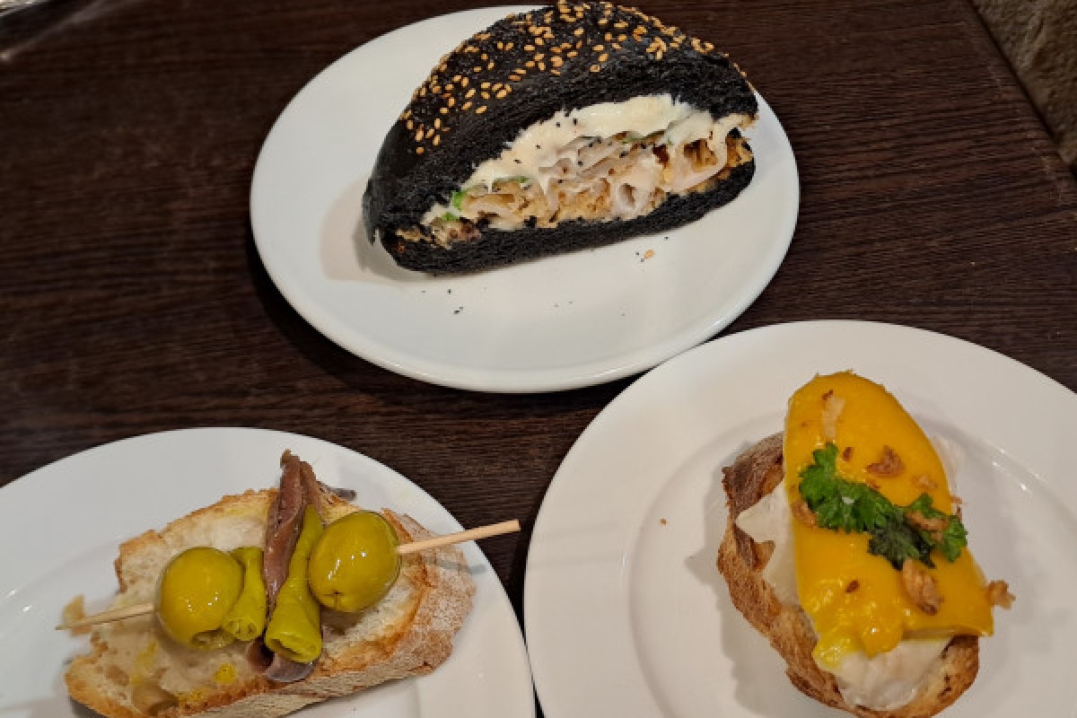 Bilbao Gourmet tapas tour - Exploregion