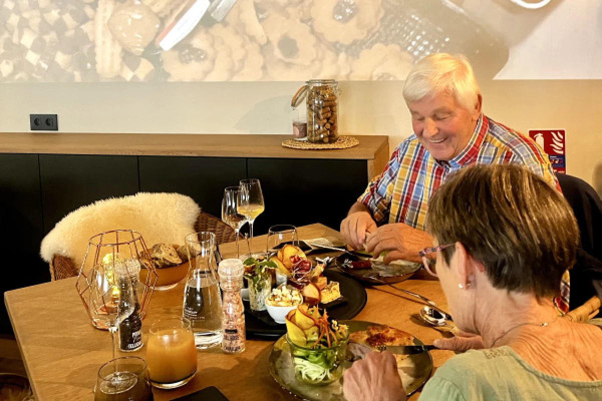 Wine tour, tasting and Alsatian meal - 100% immersive experience - Exploregion Wine tour, tasting and Alsatian meal - 100% immersive experience - Exploregion